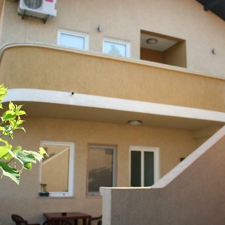 Apartments Emerald Ulcinj Buitenkant foto