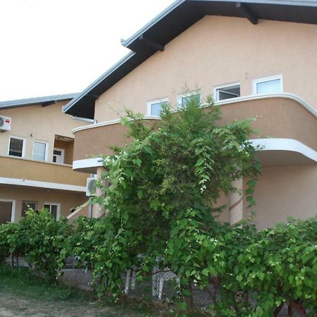Apartments Emerald Ulcinj Buitenkant foto